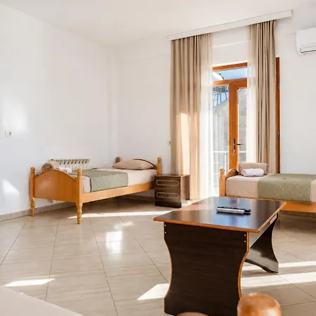 Bar Tirana Hotel Kukes